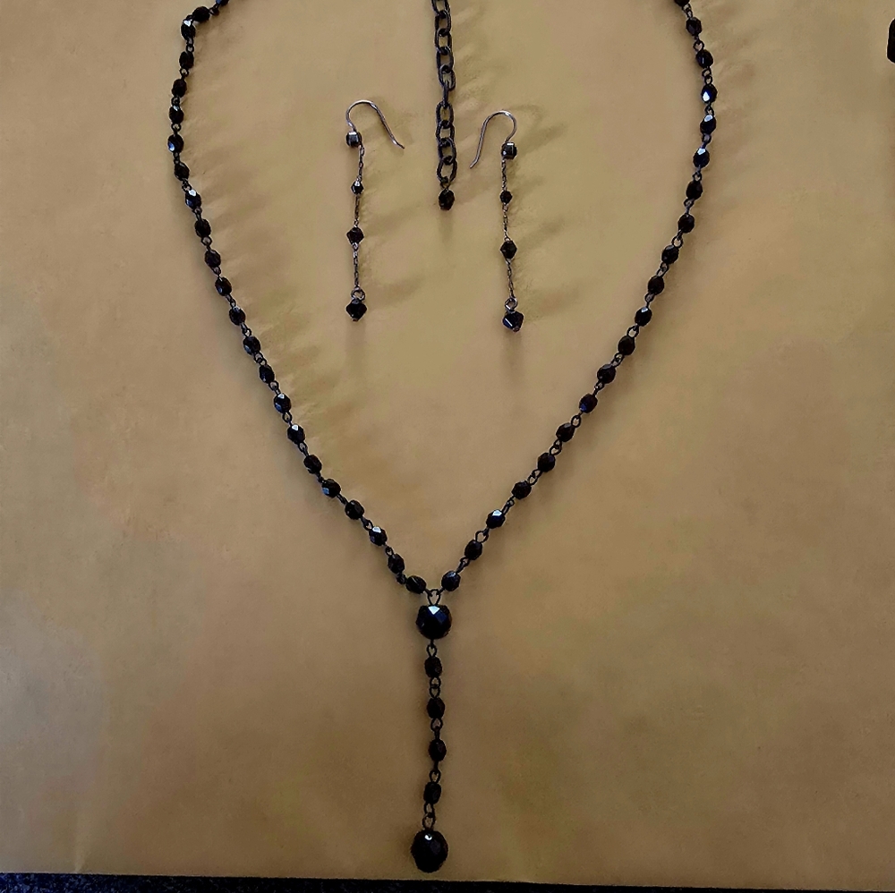 Elegant Black Beaded Necklace and Earring Set